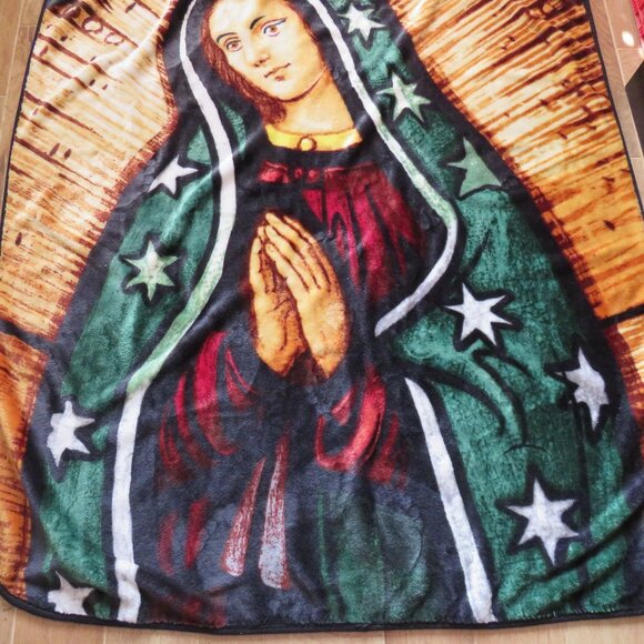 Northwest Blanket Blessed Mary 60"x50" Throw Our Lady Of Guadalupe Madonna - Picture 3 of 7